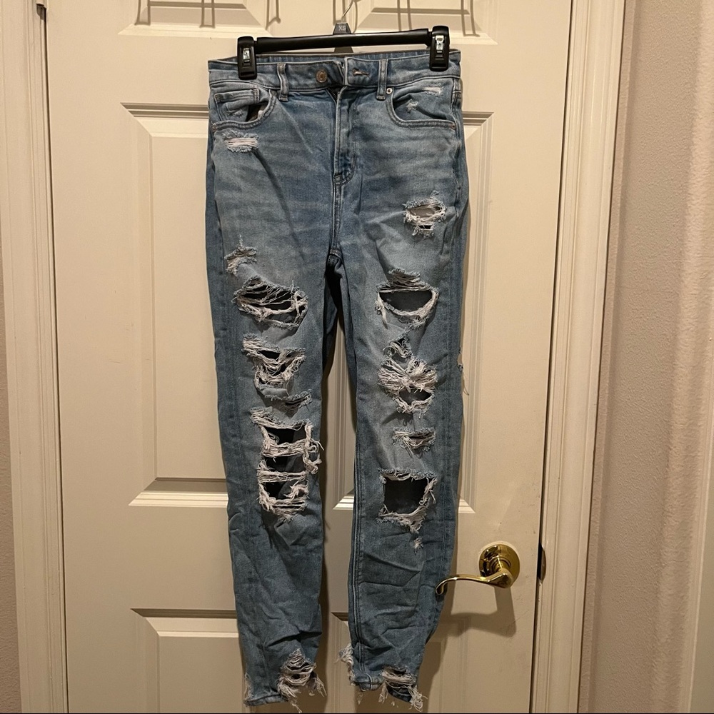 American Eagle Ripped Blue Jeans